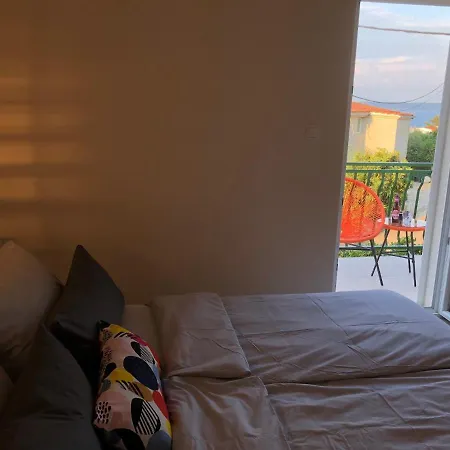 Aparthotel Olyntha Stomorska