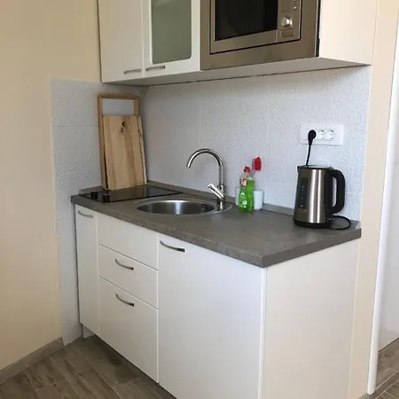 Olyntha アパートホテル 4*