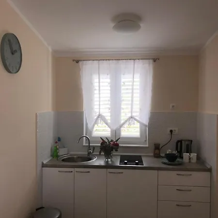 アパートホテル Olyntha 4*